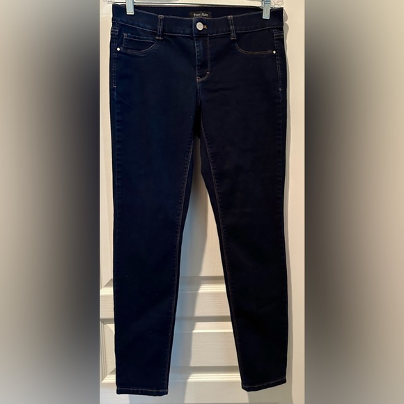 WHBM| White House Black Market Mid-Rise Skinny Leg Jeans - Picture 2 of 8